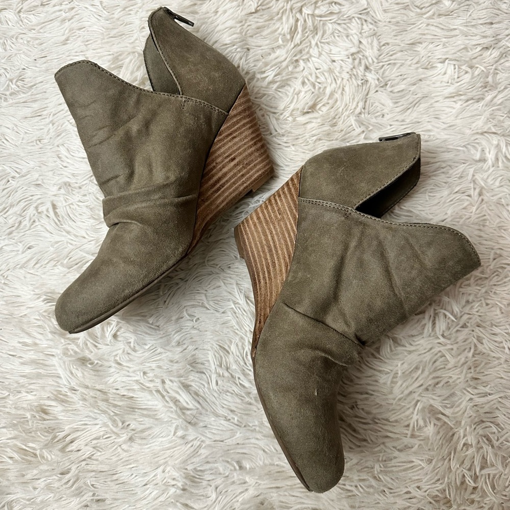 Report booties | size 7 | Grey